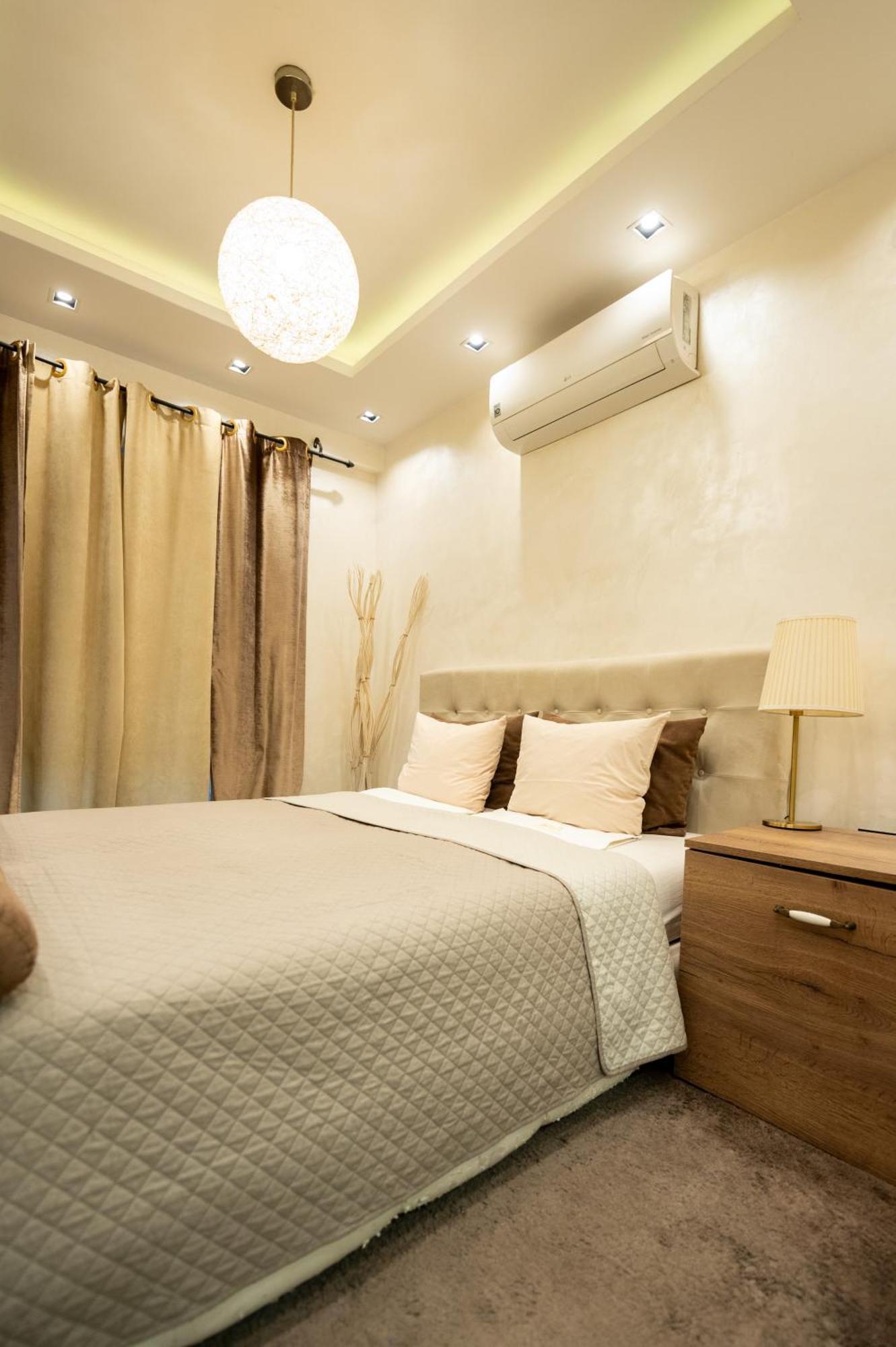 Central Business Apartments Jacuzzi Belgrade Luaran gambar