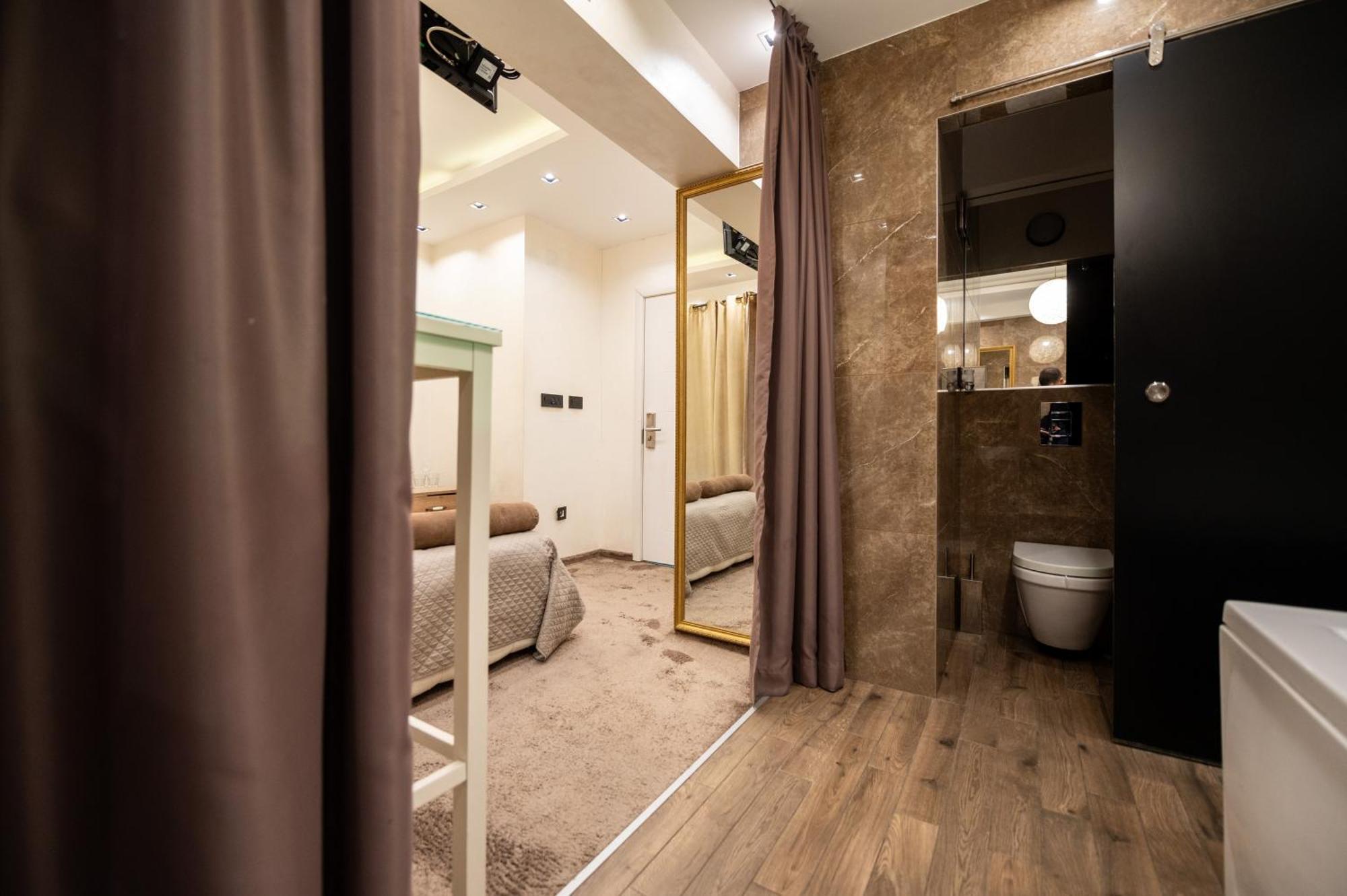 Central Business Apartments Jacuzzi Belgrade Luaran gambar