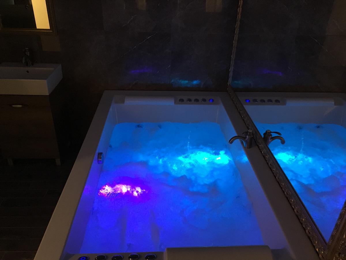 Central Business Apartments Jacuzzi Belgrade Luaran gambar