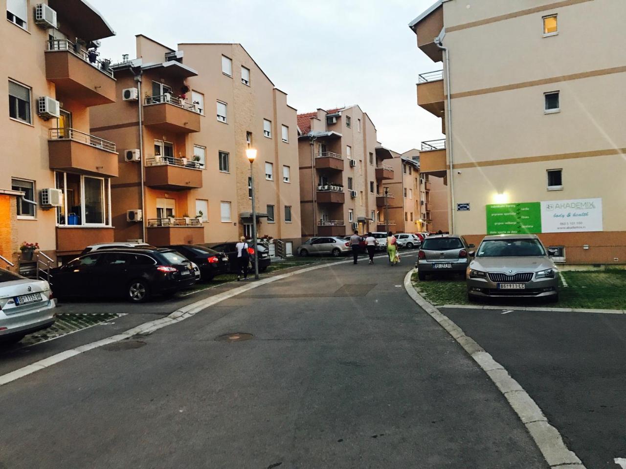 Central Business Apartments Jacuzzi Belgrade Luaran gambar
